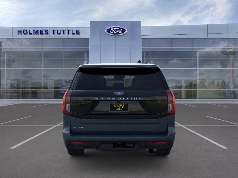 New 2026 Ford Expedition Active image 5