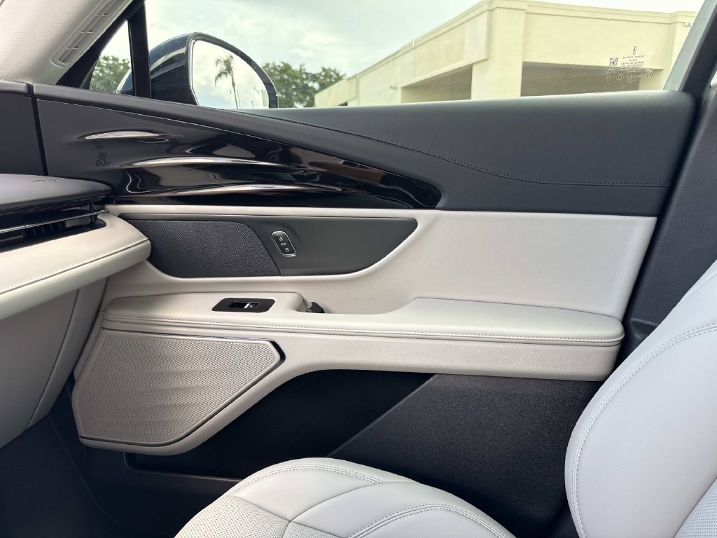 New 2026 Lincoln Nautilus Premier AWD/4WD image 22
