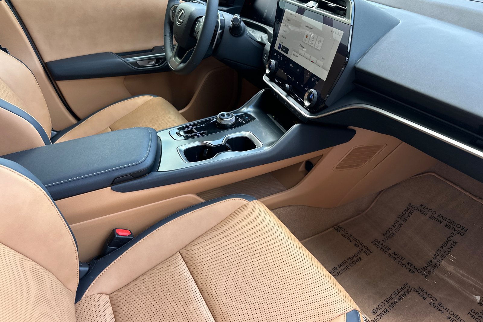 Certified 2024 Lexus RZ 450e Premium w/ Technology Package AWD/4WD image 16