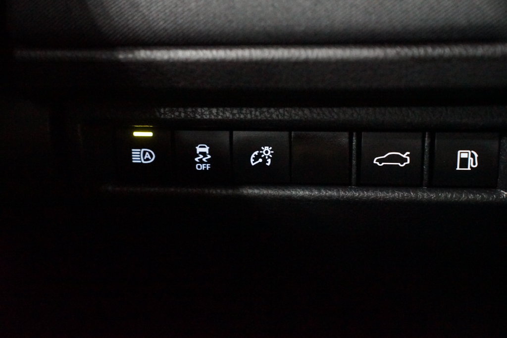 Certified 2025 Toyota Camry LE FWD image 24
