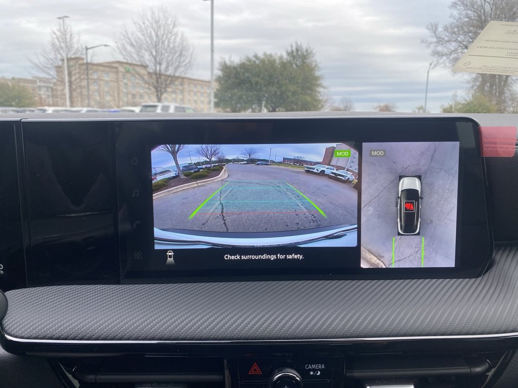 New 2026 Nissan Kicks SR w/ SR Premium Package FWD image 23