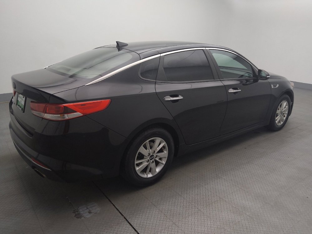 Used 2018 Kia Optima LX image 10