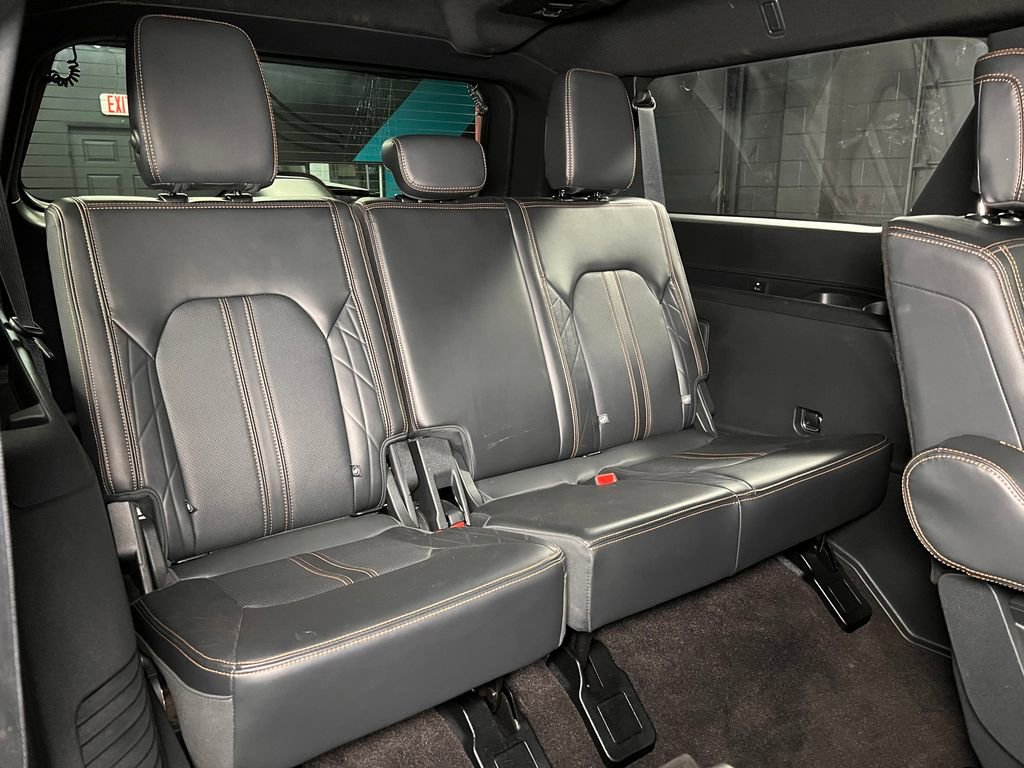 Used 2023 Ford Expedition Max Platinum AWD/4WD image 24