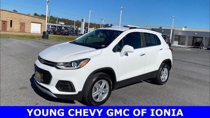 Used 2019 Chevrolet Trax LT w/ LT Convenience Package FWD image 1