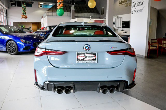 Used 2023 BMW M4 Coupe w/ Executive Package image 6