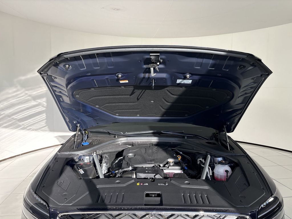 New 2026 Genesis GV70 2.5T Advanced AWD/4WD image 18