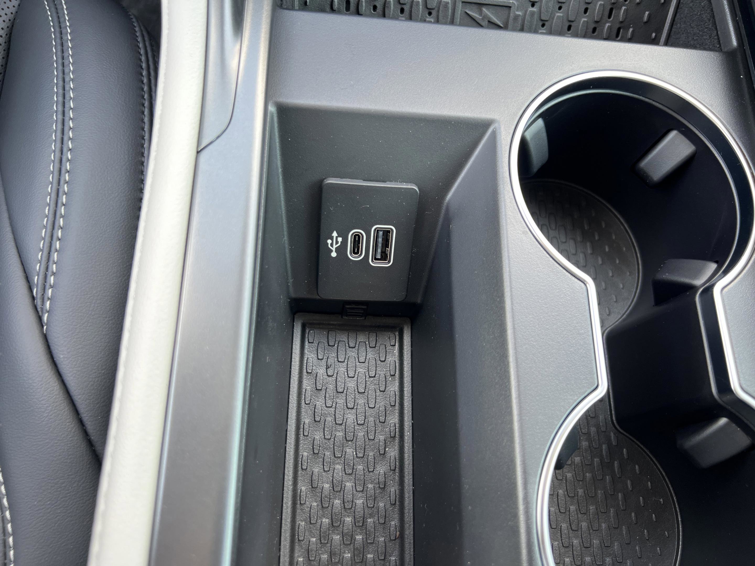 New 2025 Lincoln Nautilus Premier w/ Equipment Group 102A image 22