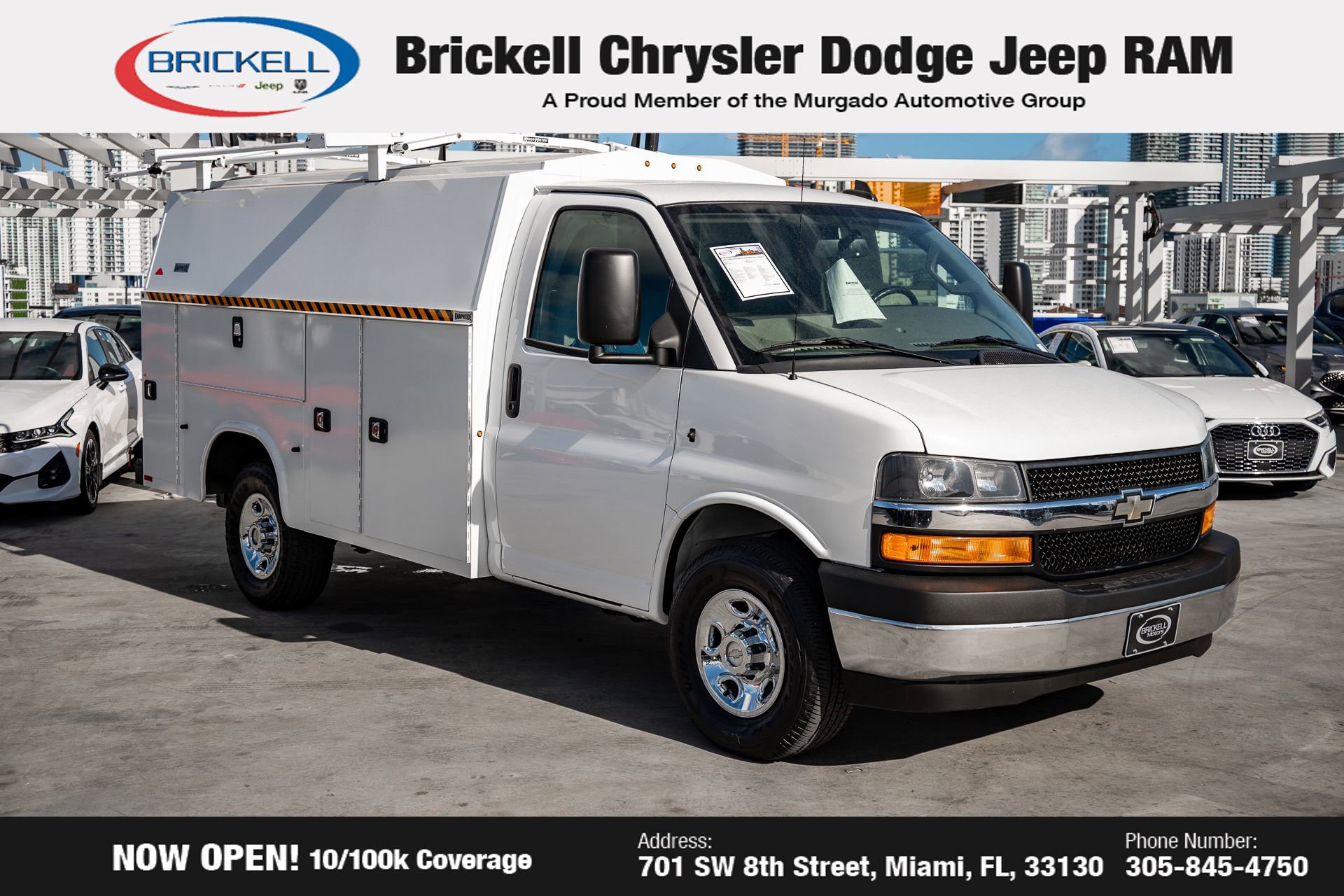 Used 2022 Chevrolet Express 3500 w/ Power Convenience Package image 3