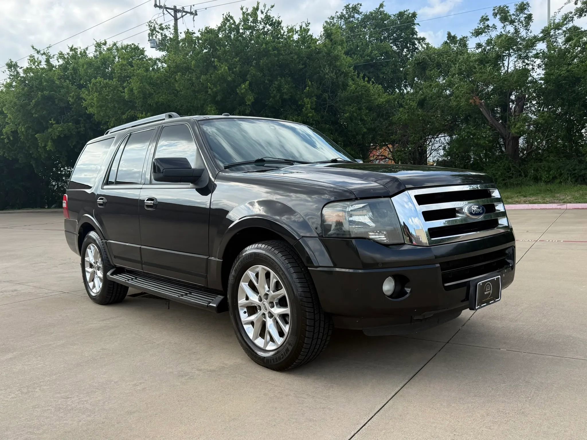 Used 2014 Ford Expedition Limited image 8