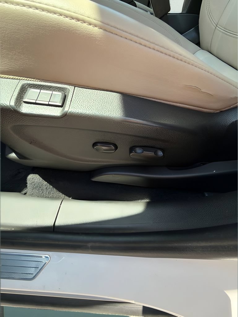 Used 2017 Buick Encore Premium w/ Experience Buick Package FWD image 22