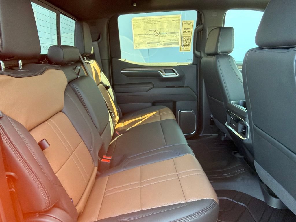 New 2026 Chevrolet Silverado 1500 High Country AWD/4WD image 11