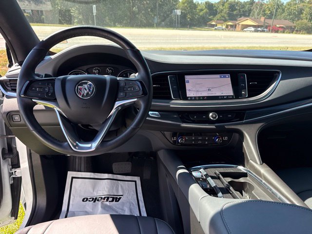 Used 2023 Buick Enclave Essence w/ Experience Buick Package AWD/4WD image 25
