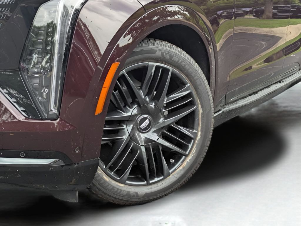 New 2025 Cadillac Escalade IQ Sport 1 w/ LPO, ONYX Package AWD/4WD image 2