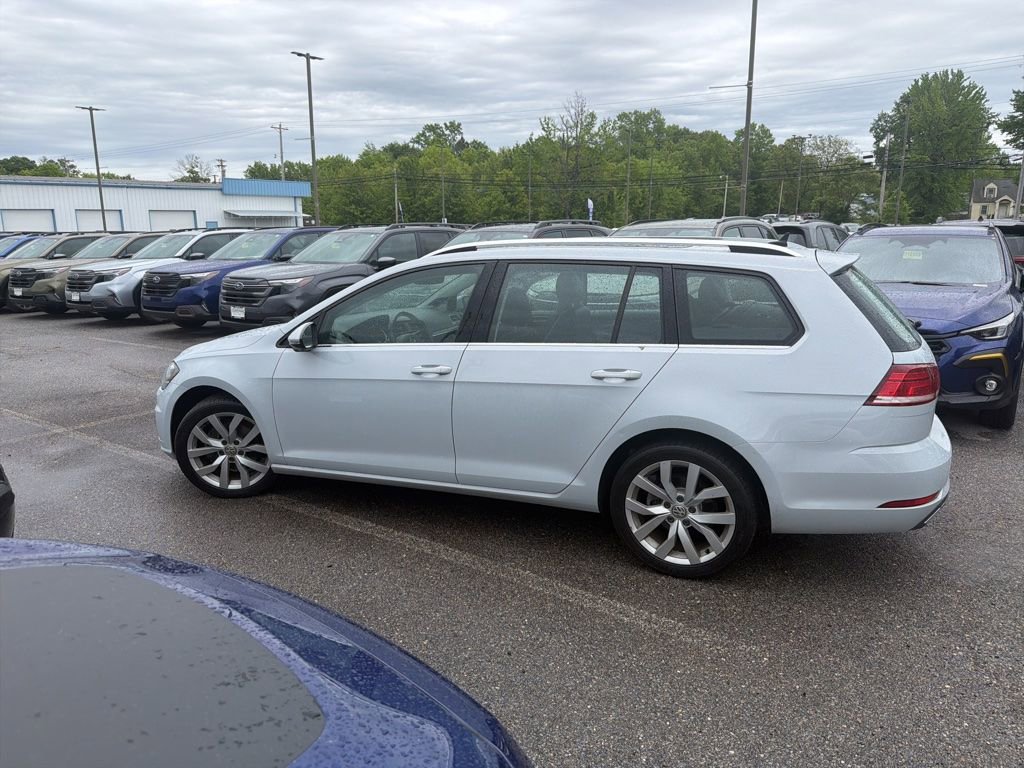 Used 2018 Volkswagen Golf SEL FWD image 5