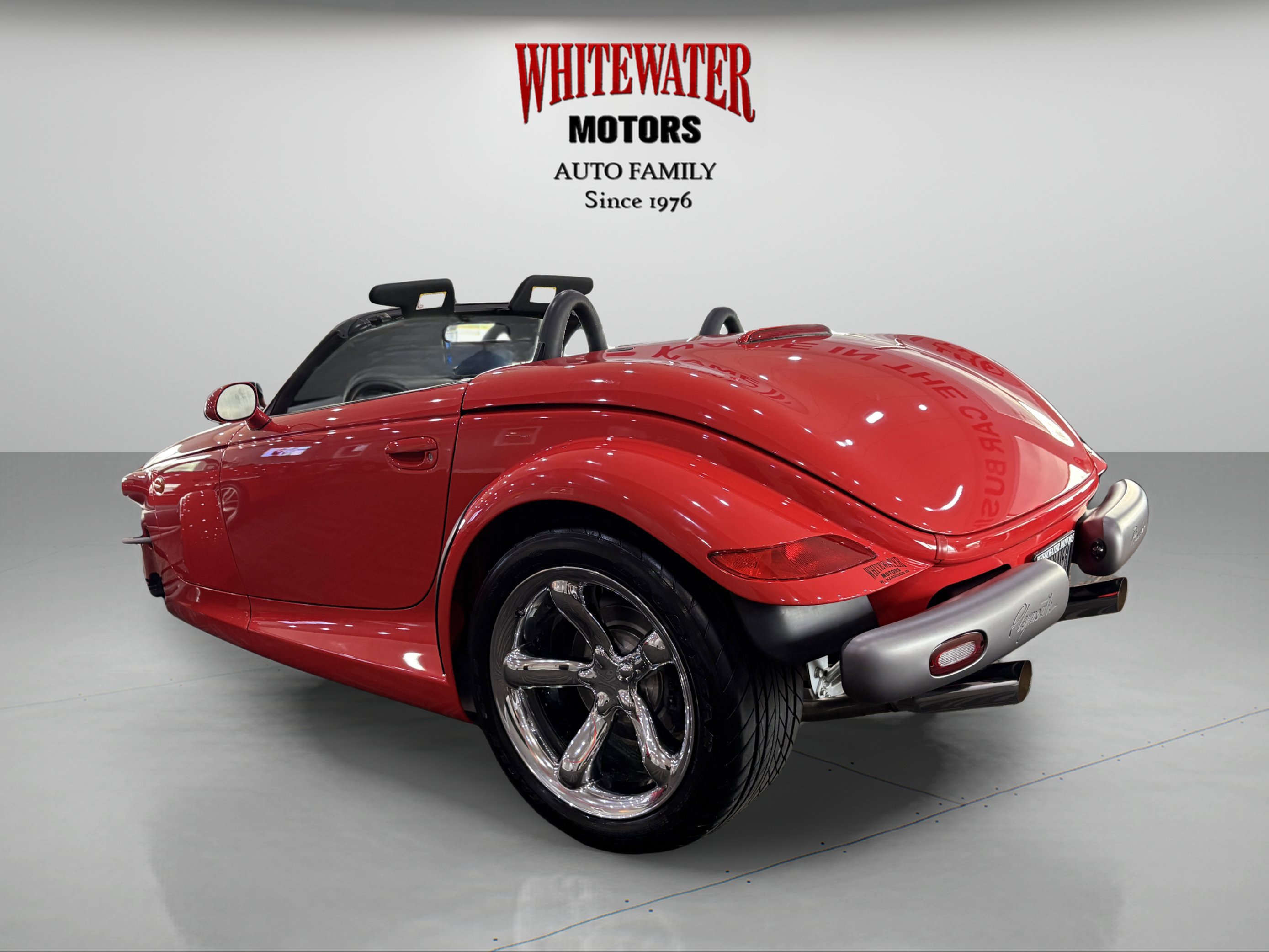 Used 1999 Plymouth Prowler RWD image 3