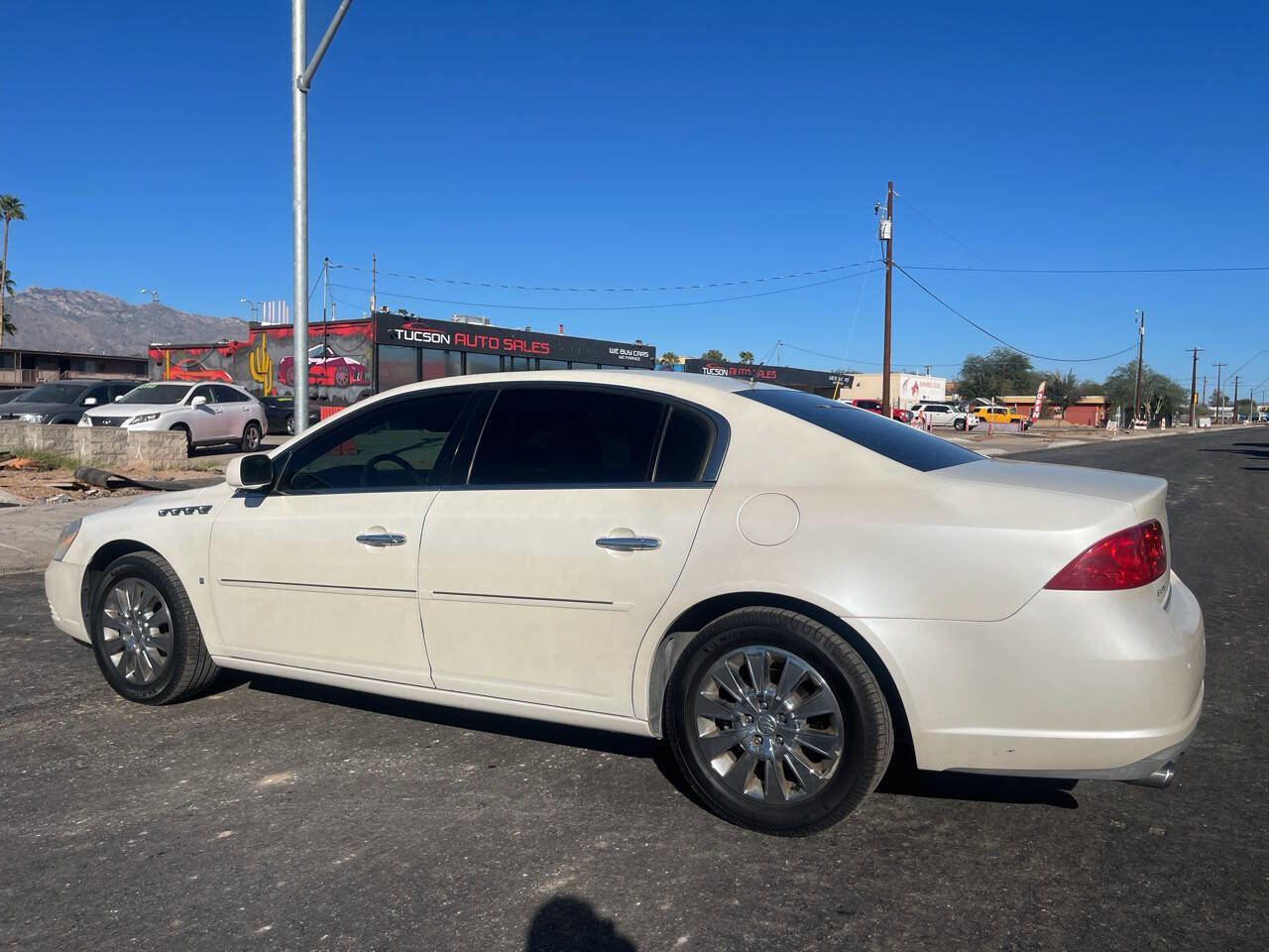 Used 2008 Buick Lucerne CXL w/ Ultra Confidence Package FWD image 5