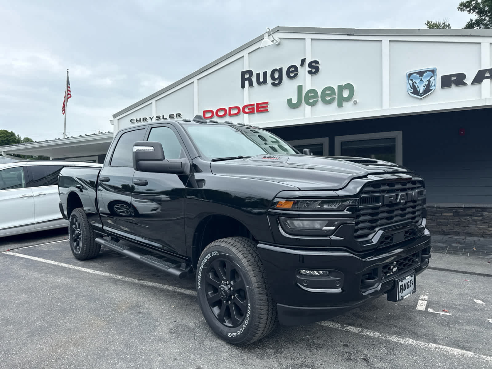 New 2026 RAM 2500 Tradesman AWD/4WD image 2