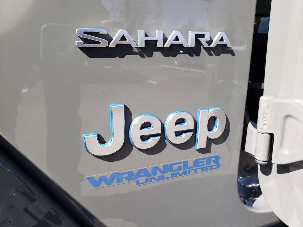 Used 2022 Jeep Wrangler Unlimited Sahara 4xe w/ Cold Weather Group image 7