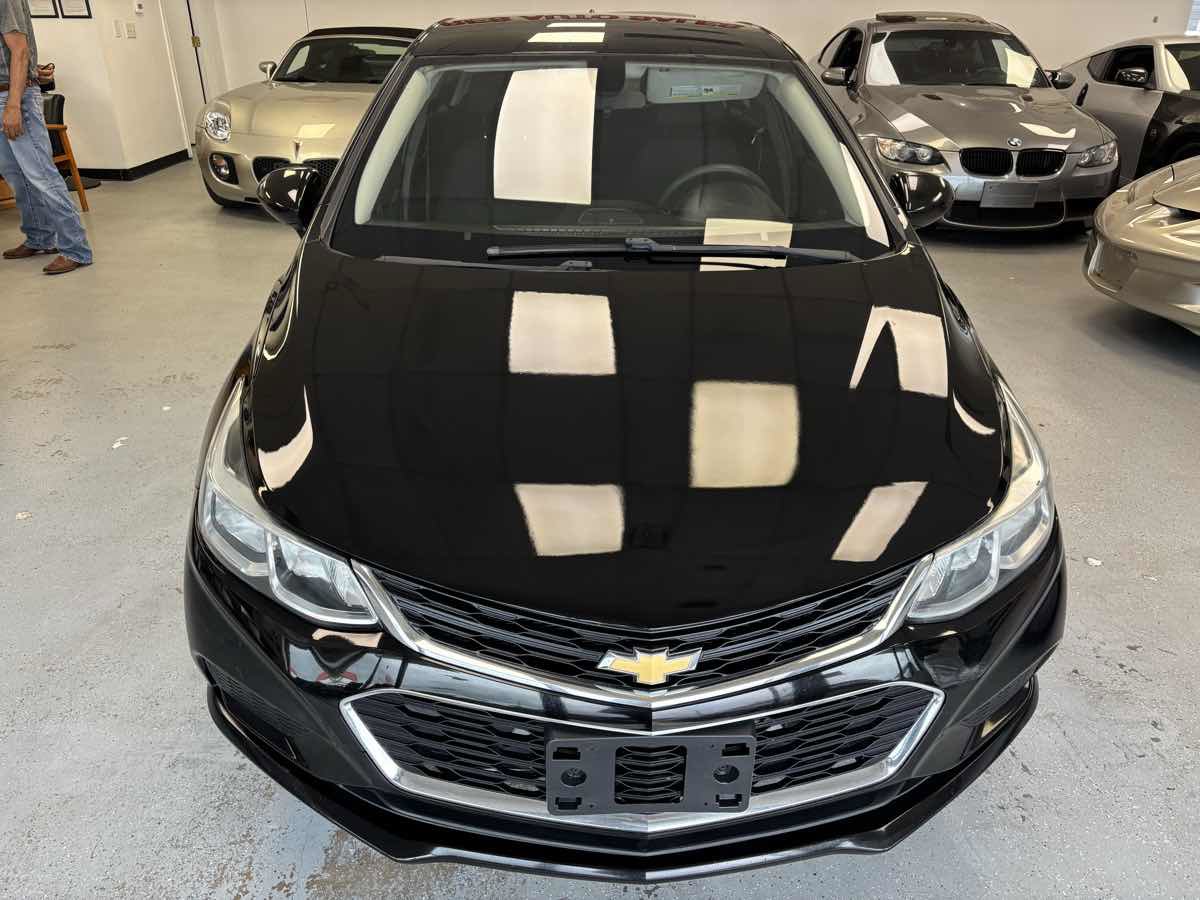 Used 2018 Chevrolet Cruze LS FWD image 2