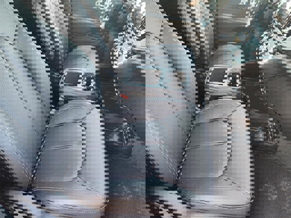 New 2026 Chrysler Pacifica Select image 10