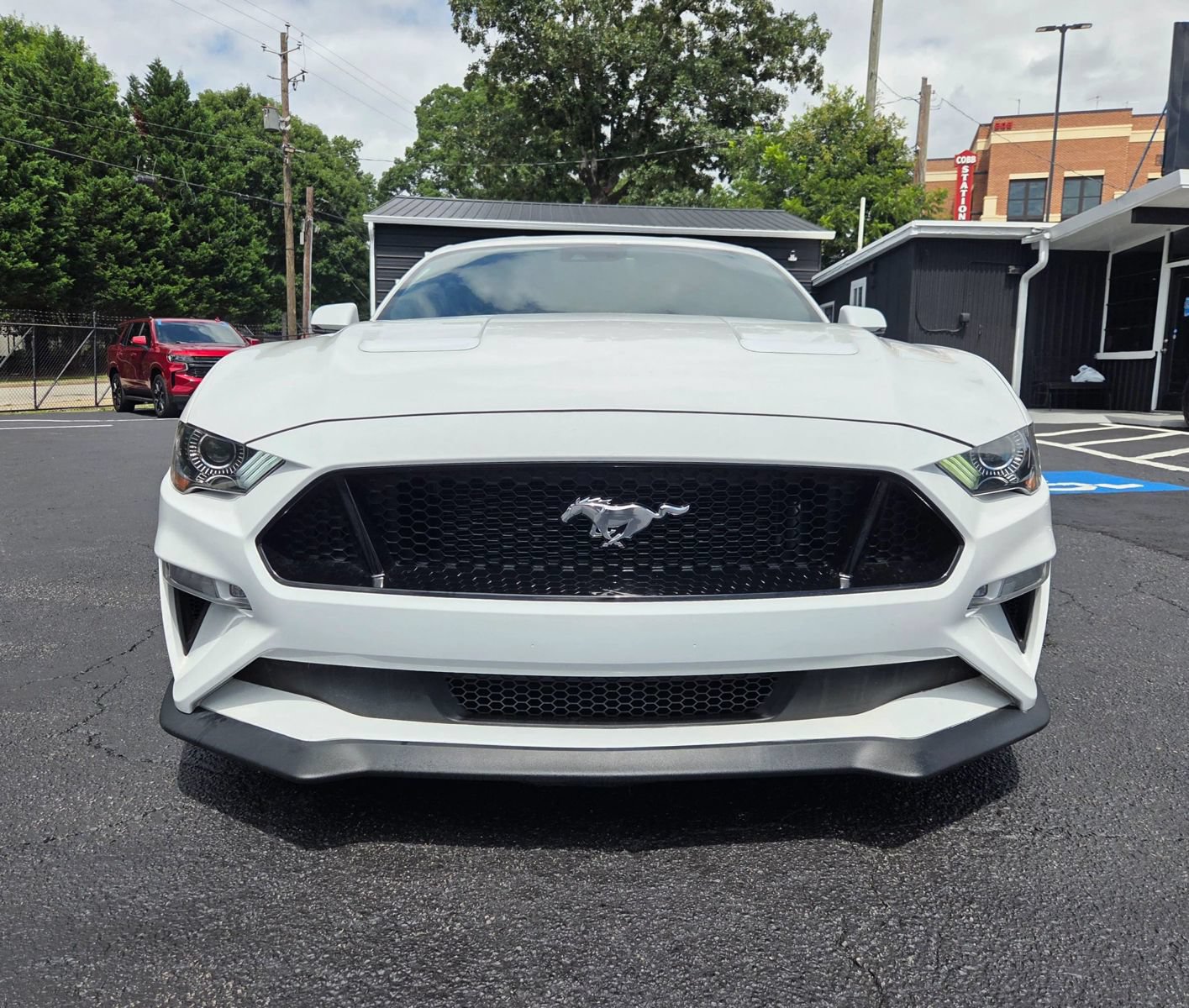 Used 2020 Ford Mustang GT Premium RWD image 9
