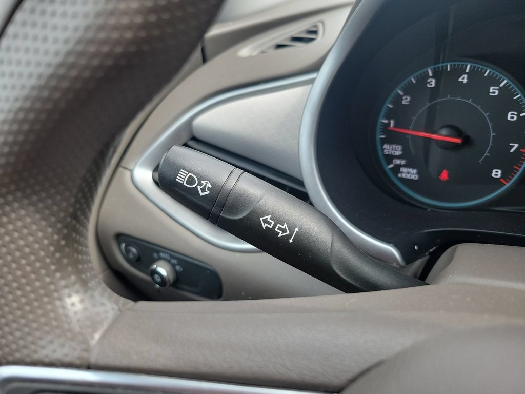 Used 2022 Chevrolet Malibu LT FWD image 20