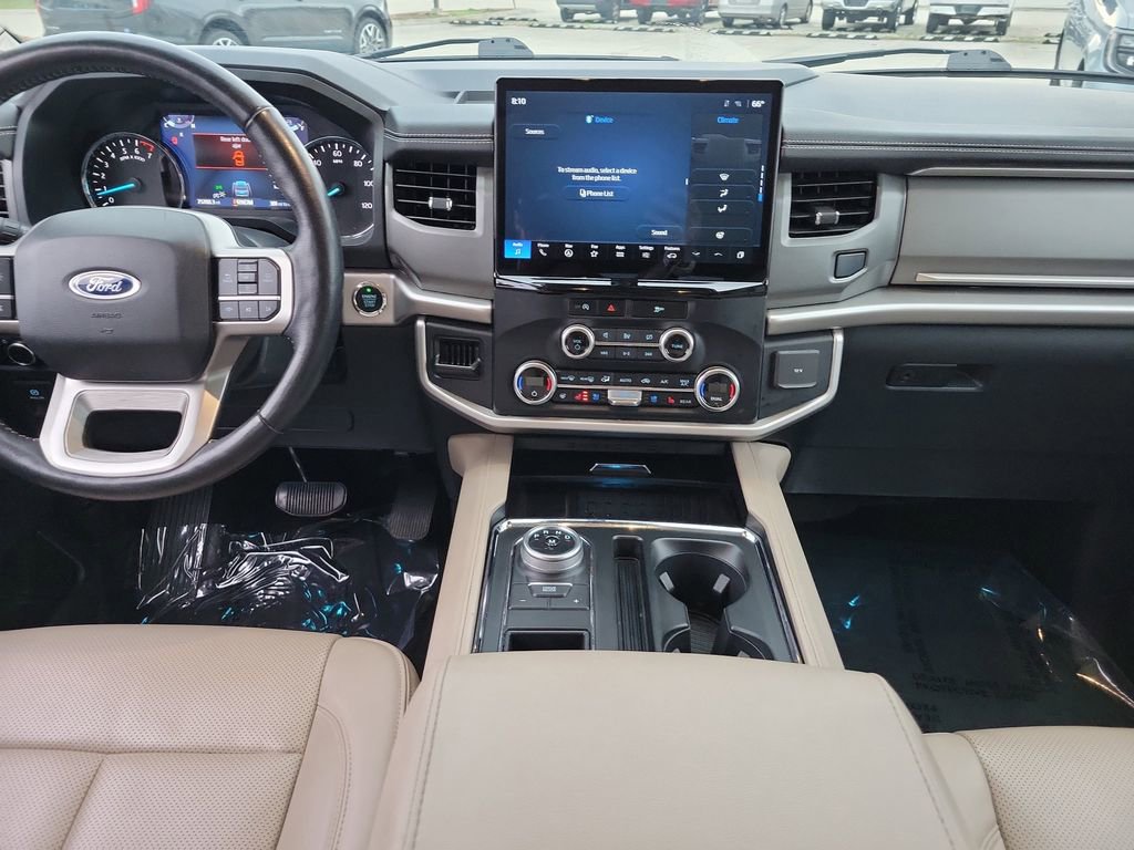 Used 2024 Ford Expedition Max XLT image 20