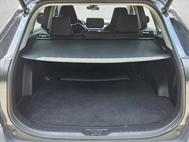 Used 2021 Toyota RAV4 XLE w/ Convenience Package FWD image 20