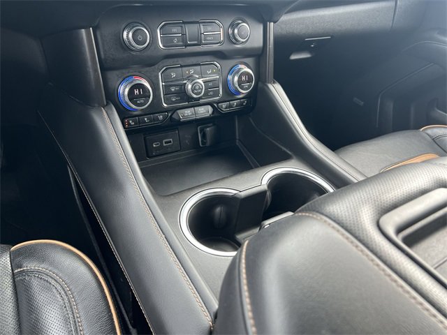 Used 2021 GMC Yukon AT4 w/ AT4 Premium Package image 19