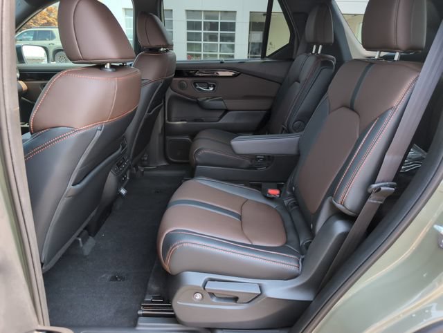 Used 2026 Honda Pilot TrailSport image 15