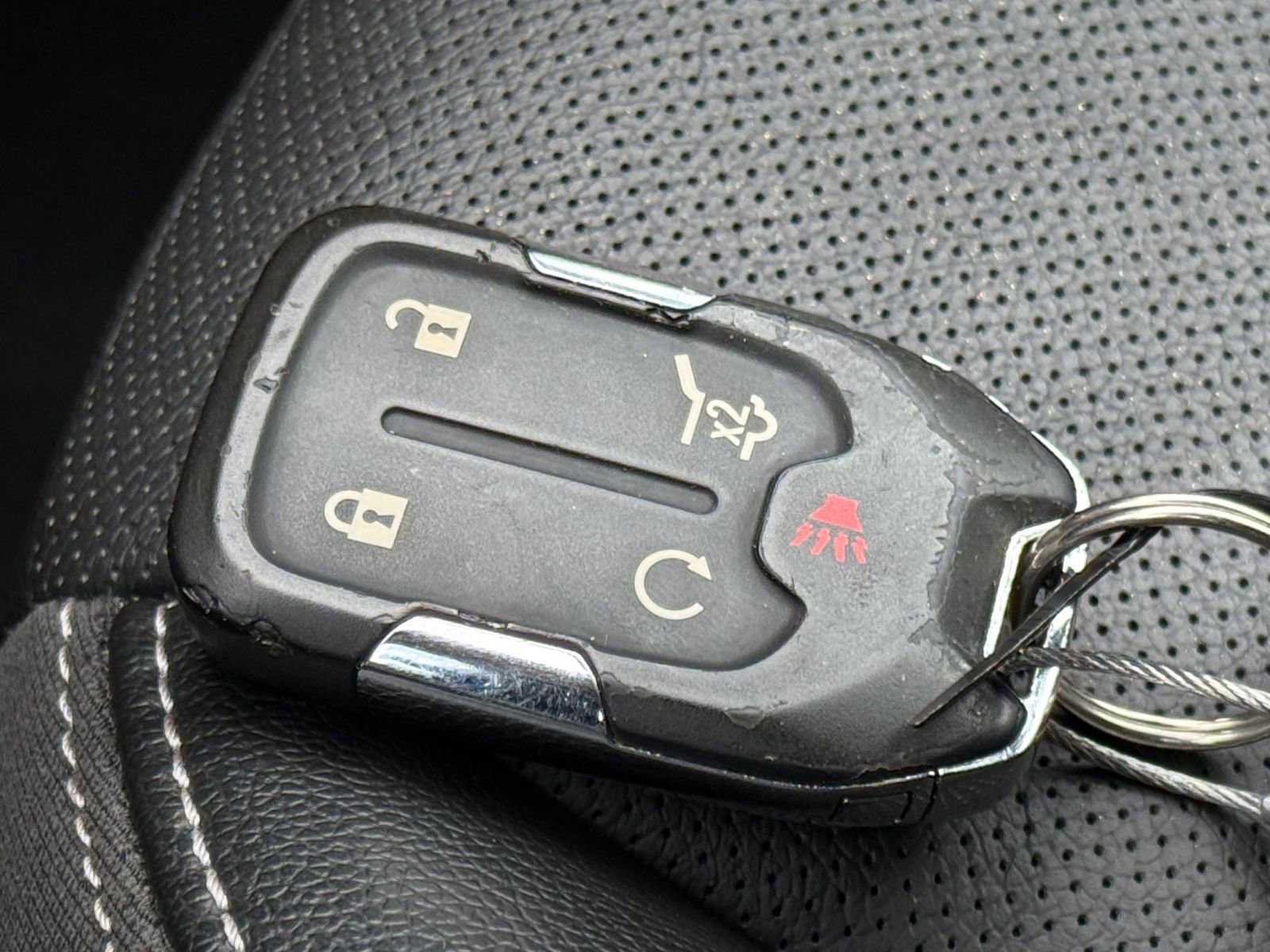 Used 2024 GMC Terrain SLT AWD/4WD image 27
