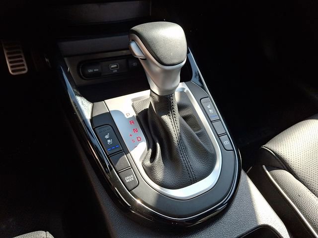 Used 2024 Kia Forte GT-Line w/ GT-Line Premium Package image 15