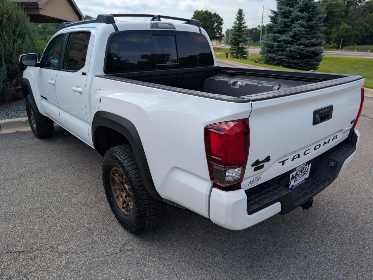 Used 2023 Toyota Tacoma 4x4 Double Cab w/ Trail Edition image 7