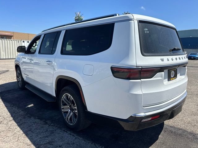 Used 2024 Jeep Wagoneer L Series II RWD image 7