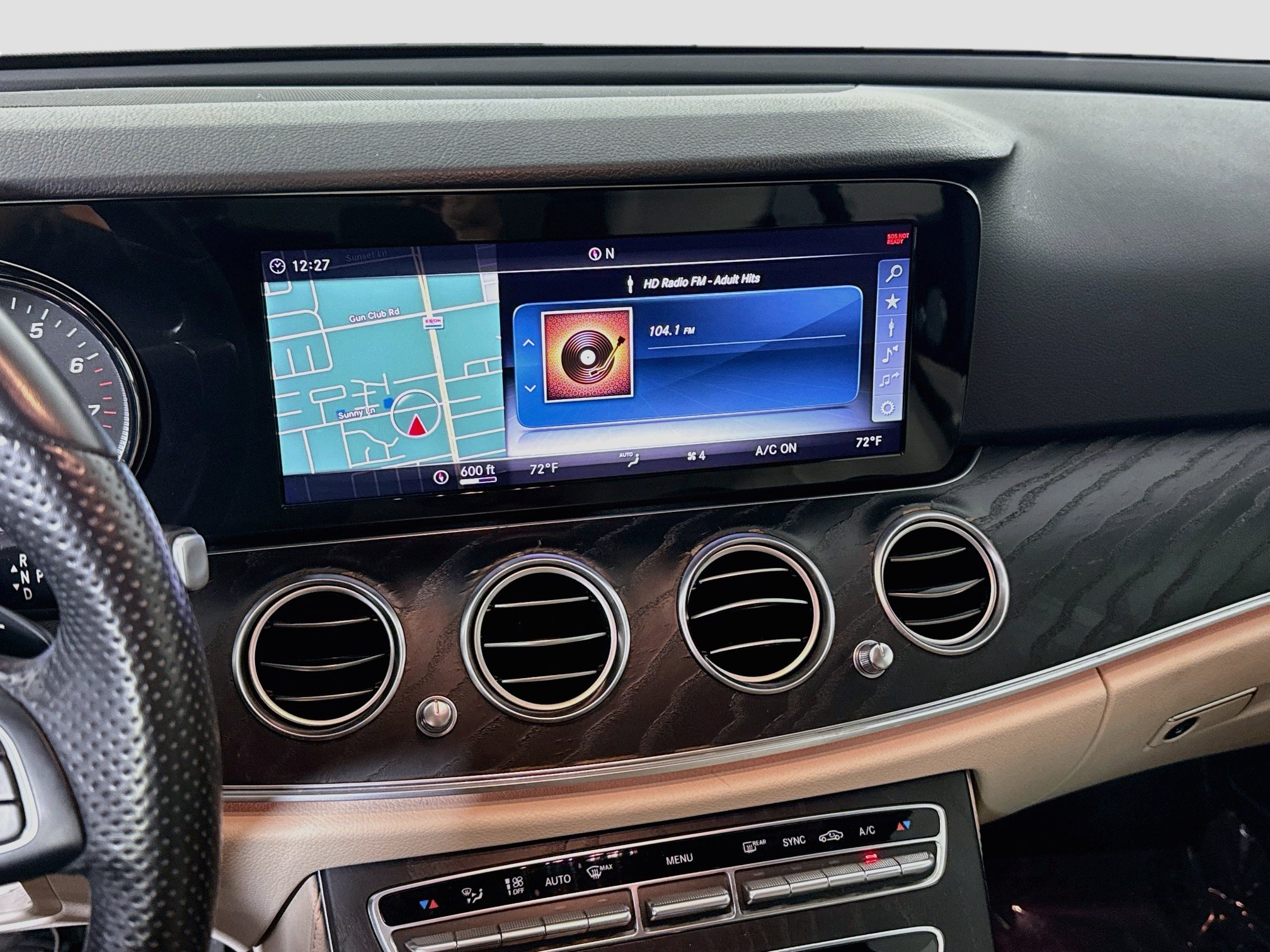 Used 2018 Mercedes-Benz E 300 w/ Premium 3 Package (Q03) image 18