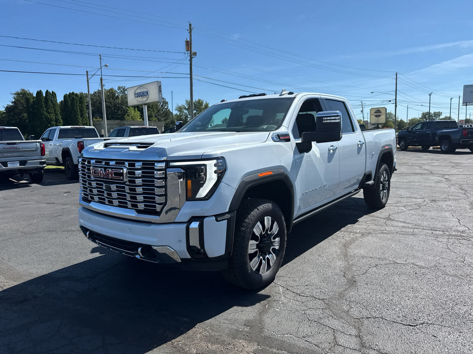 New 2026 GMC Sierra 3500 Denali w/ Denali Reserve Package AWD/4WD image 1