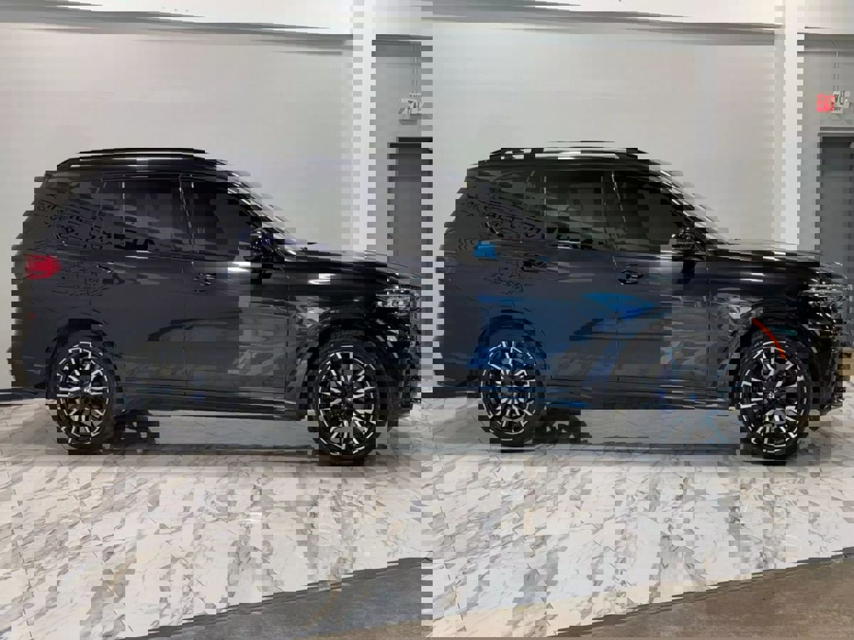 Used 2019 BMW X7 xDrive50i w/ Dynamic Handling Package image 5