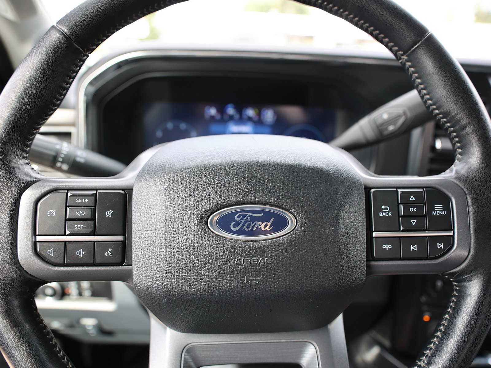 Certified 2024 Ford F250 Lariat image 39