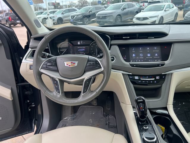 Certified 2023 Cadillac XT5 Premium Luxury AWD/4WD image 21