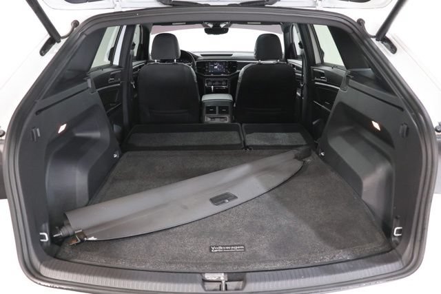 Used 2020 Volkswagen Atlas Cross Sport SEL Premium w/ Cross Sport MDO Package AWD/4WD image 37