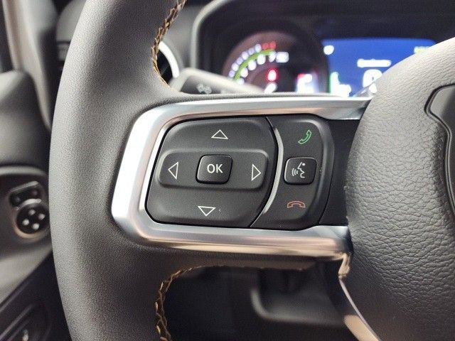 New 2024 Jeep Wrangler Unlimited Sahara AWD/4WD image 17
