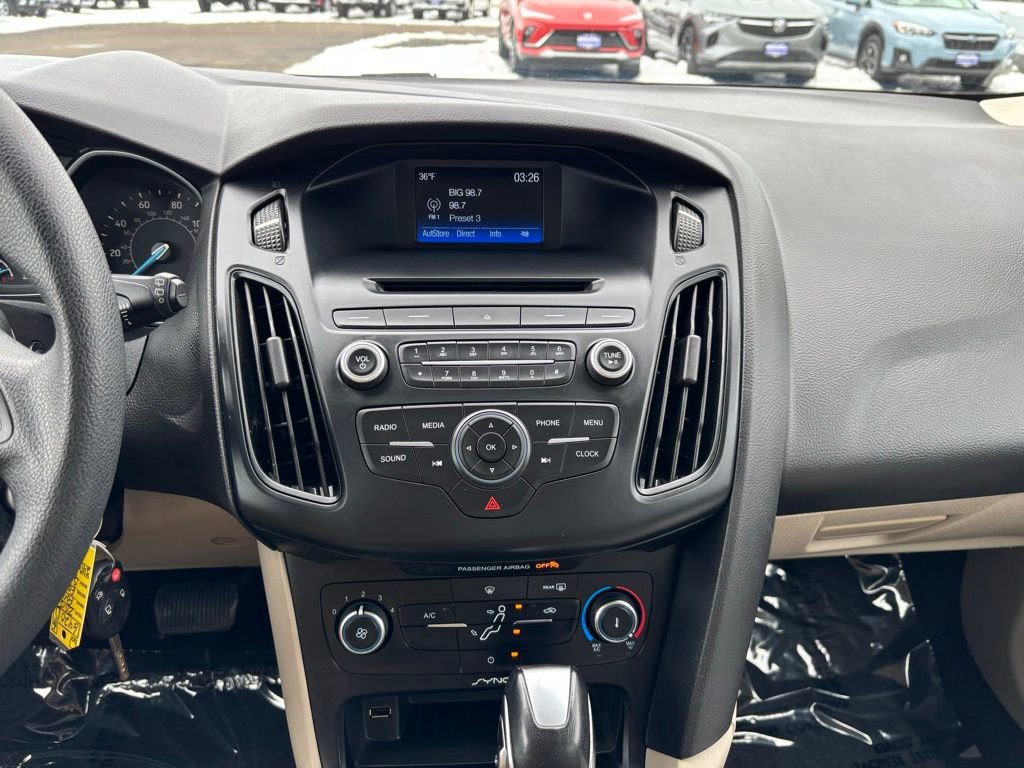 Used 2015 Ford Focus SE image 17