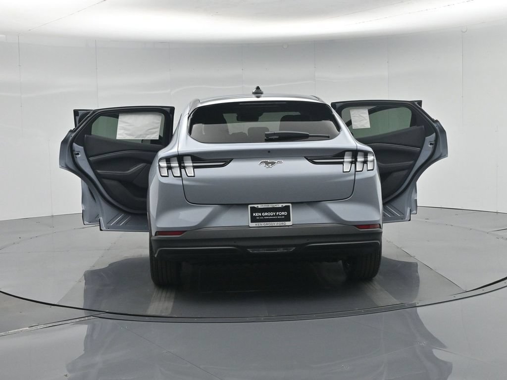 New 2026 Ford Mustang Mach-E Select RWD image 31