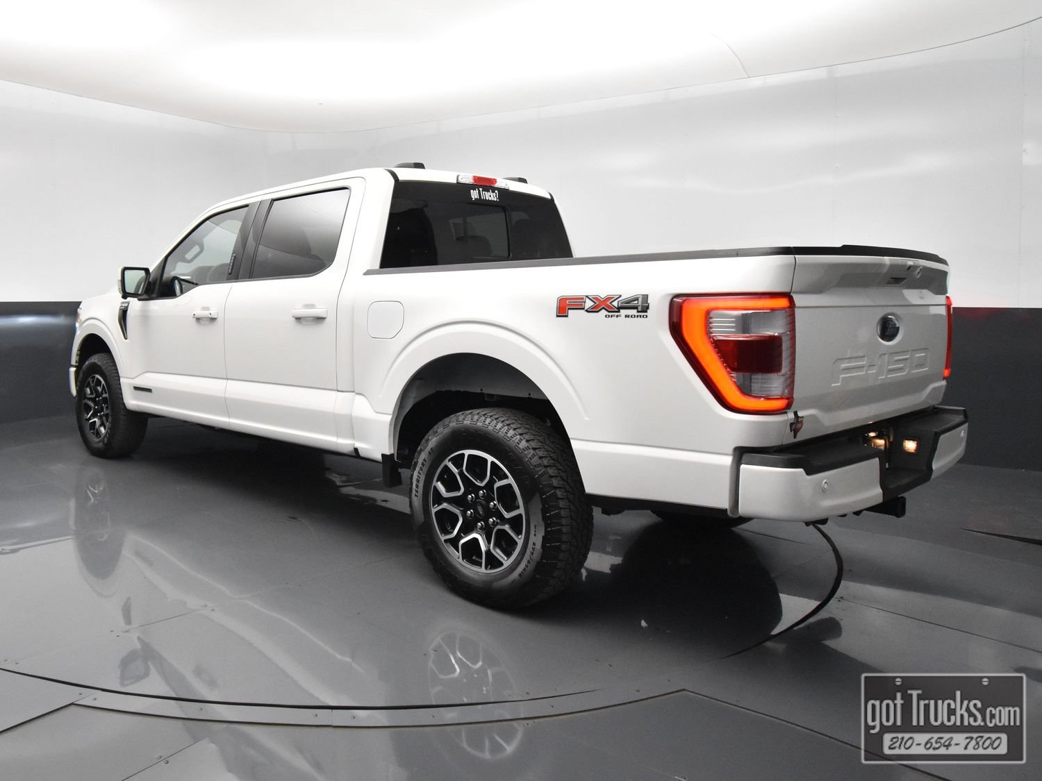 Used 2023 Ford F150 Lariat w/ Max Trailer Tow Package AWD/4WD image 5