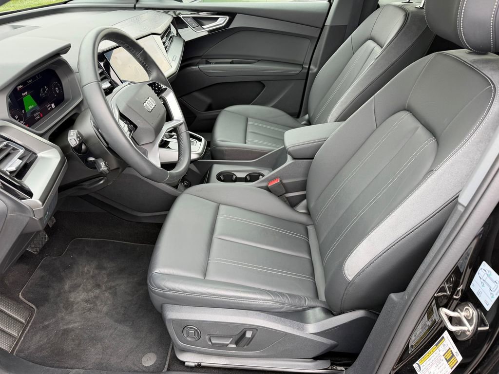 Certified 2024 Audi Q4 e-tron Premium Plus w/ Premium Plus image 3