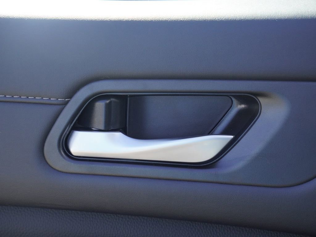 New 2026 Nissan Pathfinder SL image 8