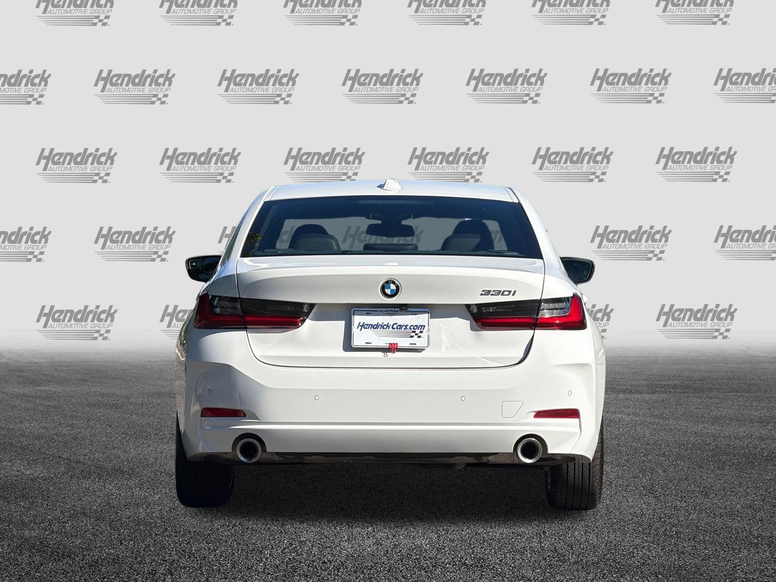 Used 2025 BMW 330i Sedan w/ Premium Package RWD image 6