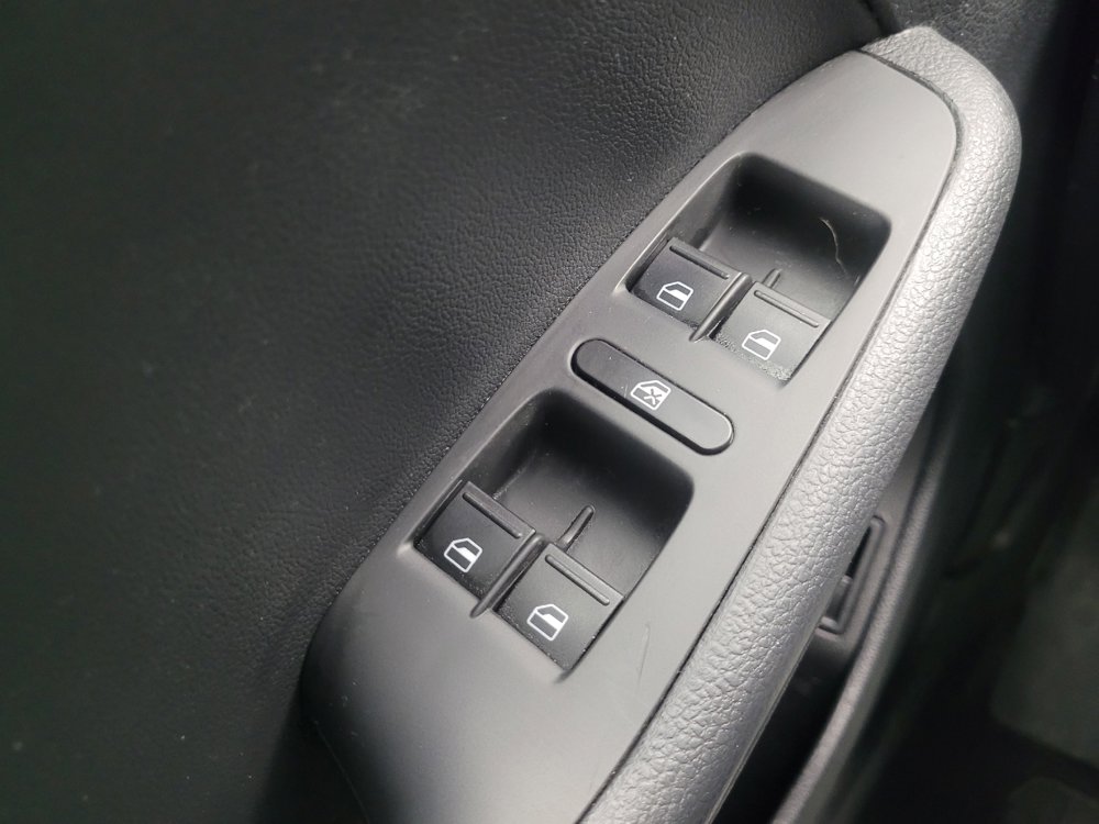 Used 2017 Volkswagen Jetta SE FWD image 27