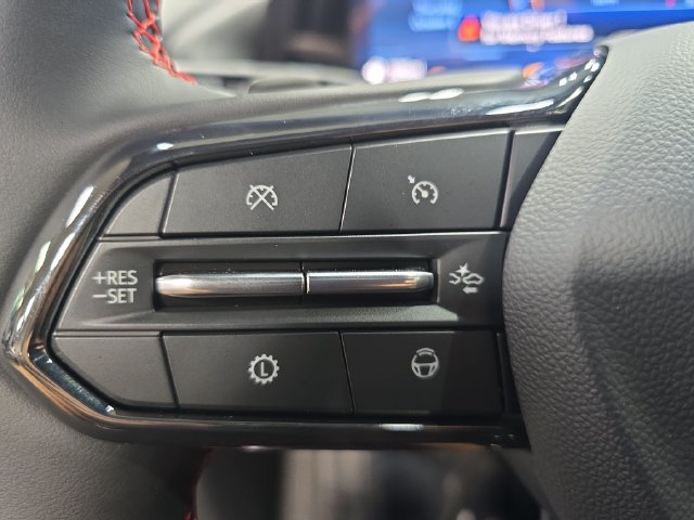 New 2027 Chevrolet Traverse RS w/ LPO, Floor Liner Package AWD/4WD image 19