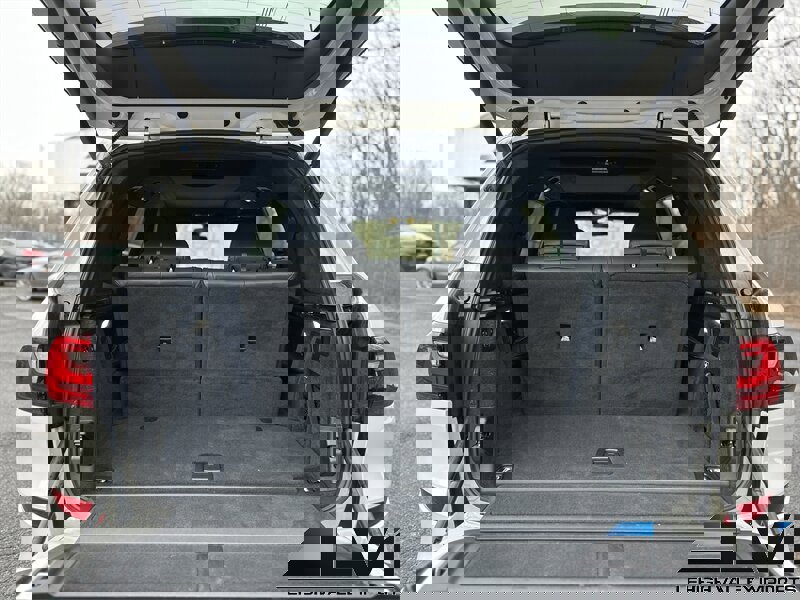 Used 2020 BMW X7 xDrive40i w/ M Sport Package image 30